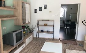 Apartma Mahnic