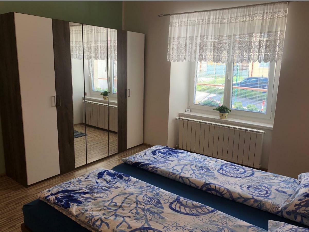Apartma Mahnic Postojna Extérieur photo