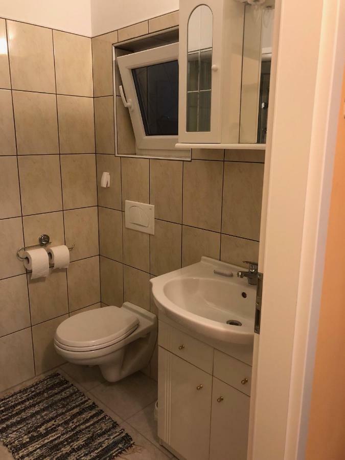 Apartma Mahnic Postojna Extérieur photo